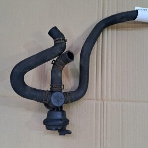 MABGUERA DE REFRIGERANTE  EGR CARFTER 2.0 14-18